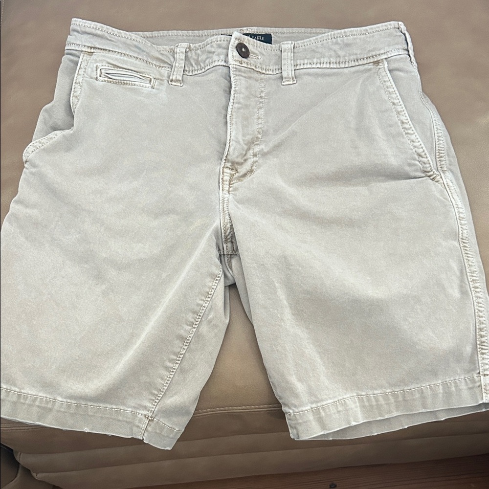 American Eagle classic khaki shorts